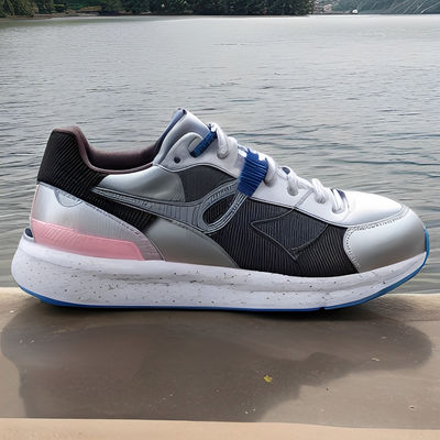 Quick Drying Eco Friendly Trail Running Shoes Reflective Design